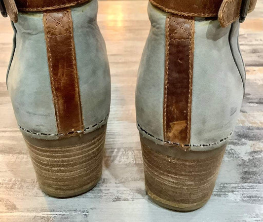 Dansko Hartley Lt Grey Nubuck Leather Ankle Boot Sz 38