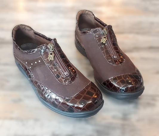 Helle Comfort by Romu’s Patent Leather Crocodile Embossed Zip Loafer Sz 38/7.5