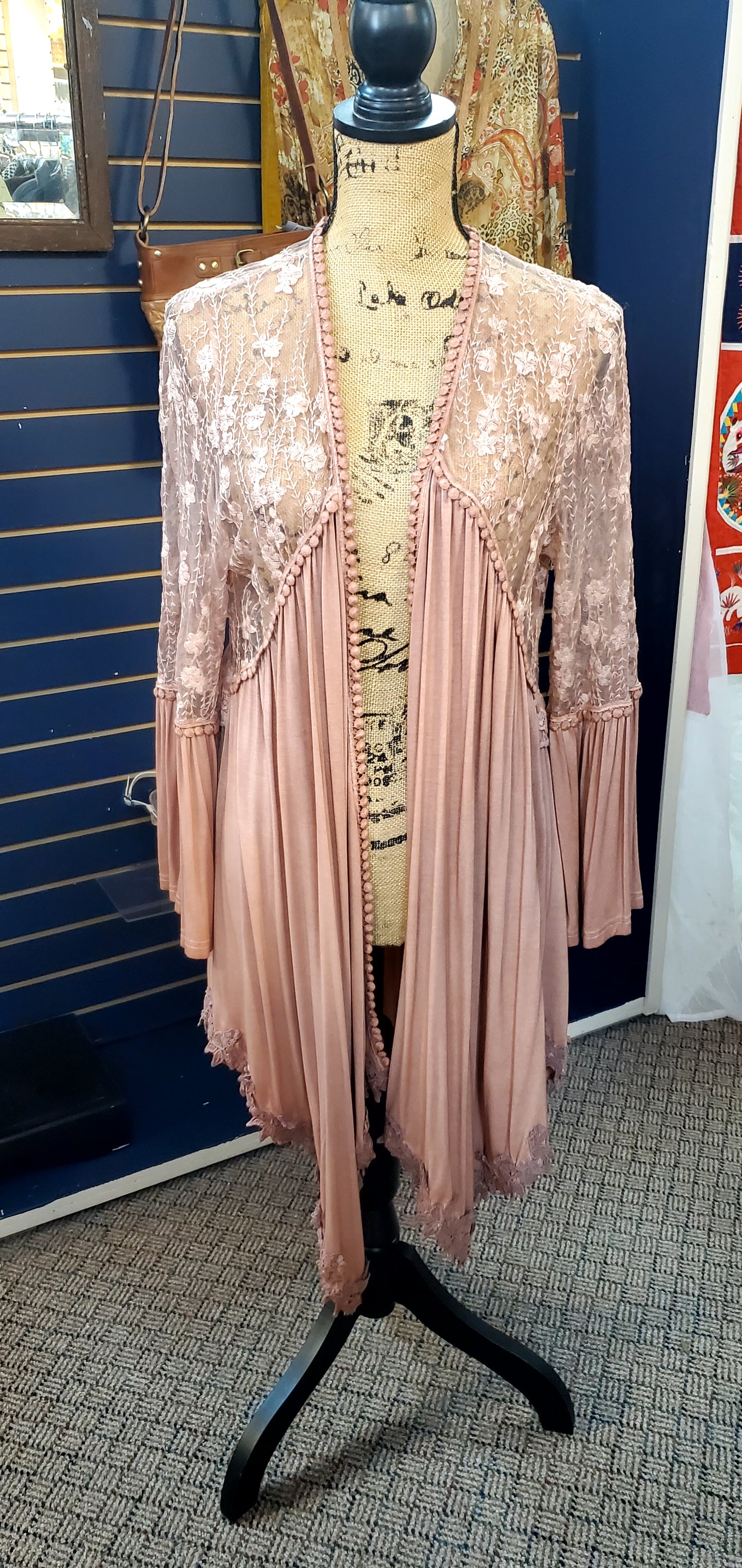 POL Embroidered Lace Shrug Sz Large