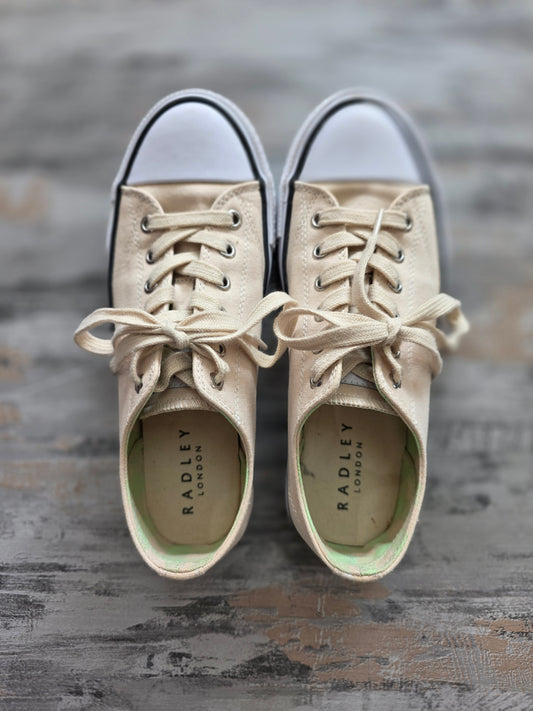Radley Canvas Sneakers Sz 7