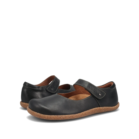 Taos Ultimate Leather Mary Janes Size 7-7.5M