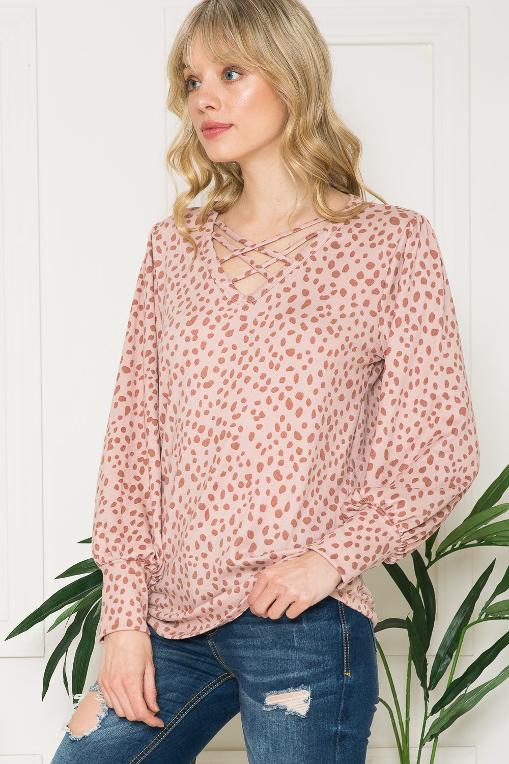 Front Detailed Soft Light Sweater Knit Color Pink Combo