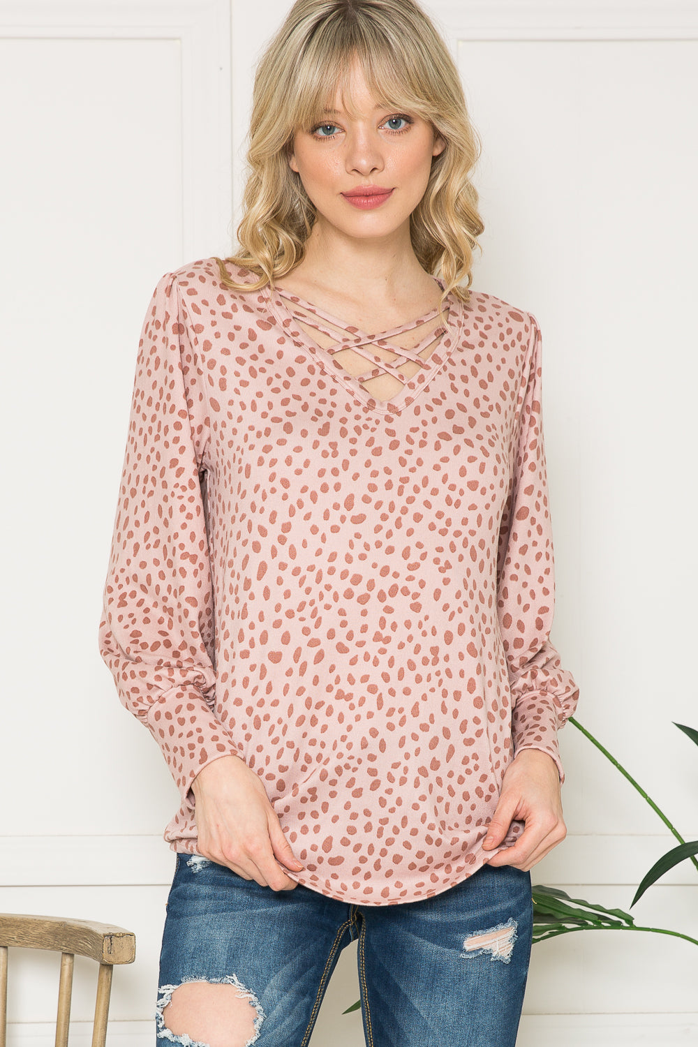 Front Detailed Soft Light Sweater Knit Color Pink Combo