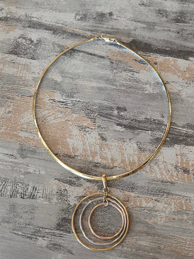 Circle Pendant Necklace