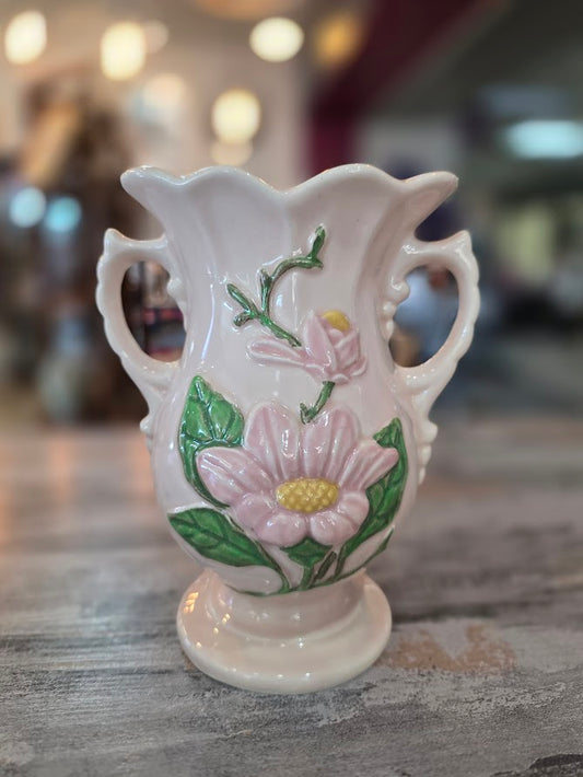 Hull Pink Magnolia Vase 1945-1947