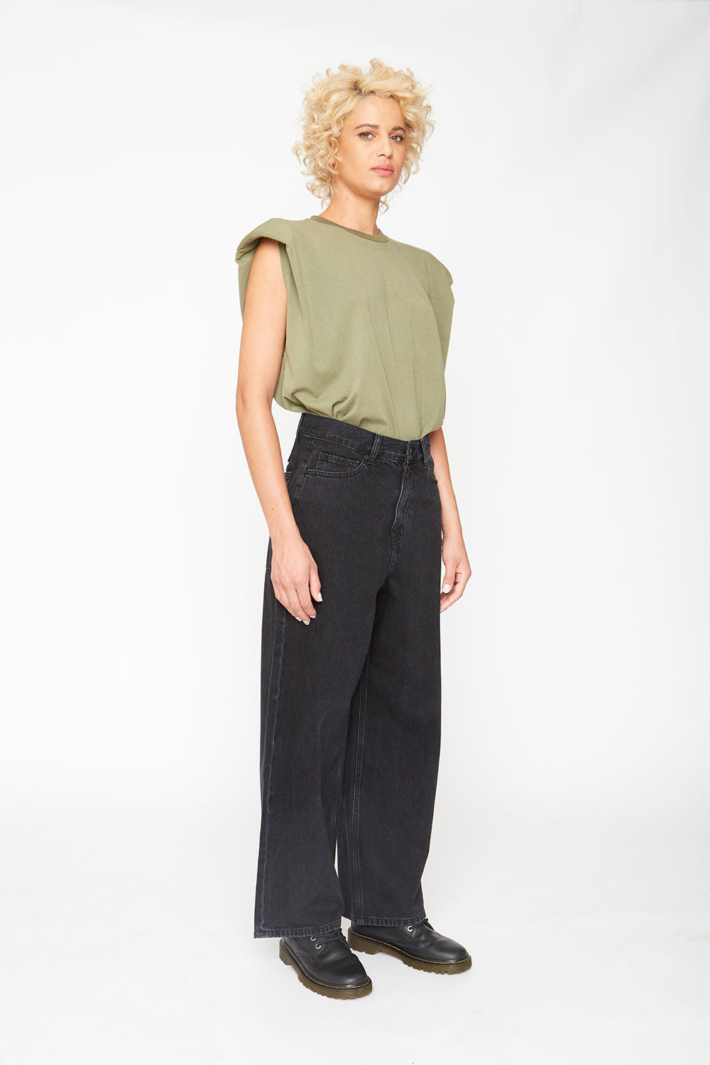 Sandrine Rose WIDE CURVE LEG JEANS R3021-D114-RCK-D1 Size 26